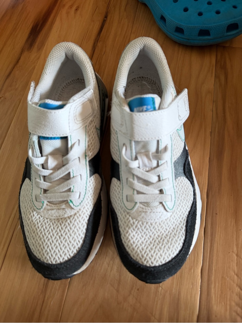 Nike Kids White and Black Velcro Strap Sneakers air max 2Y boys worn once.